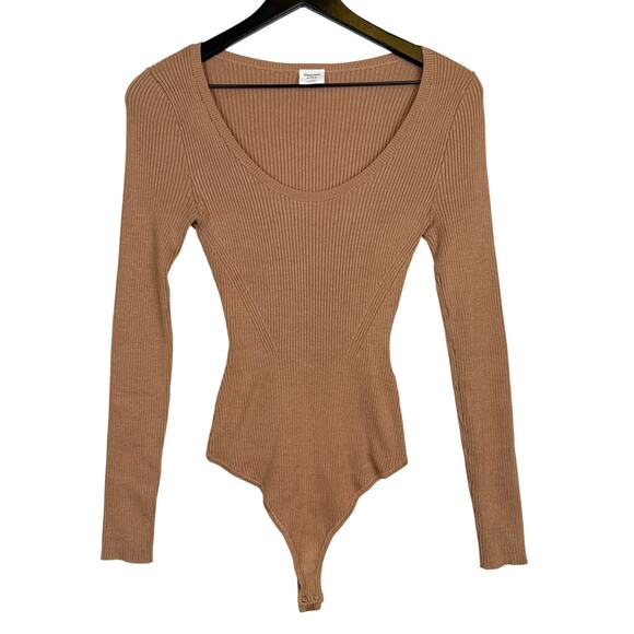Abercrombie & Fitch Tops - Abercrombie & Fitch Fitted Rib Scoopneck Bodysuit Tan - S